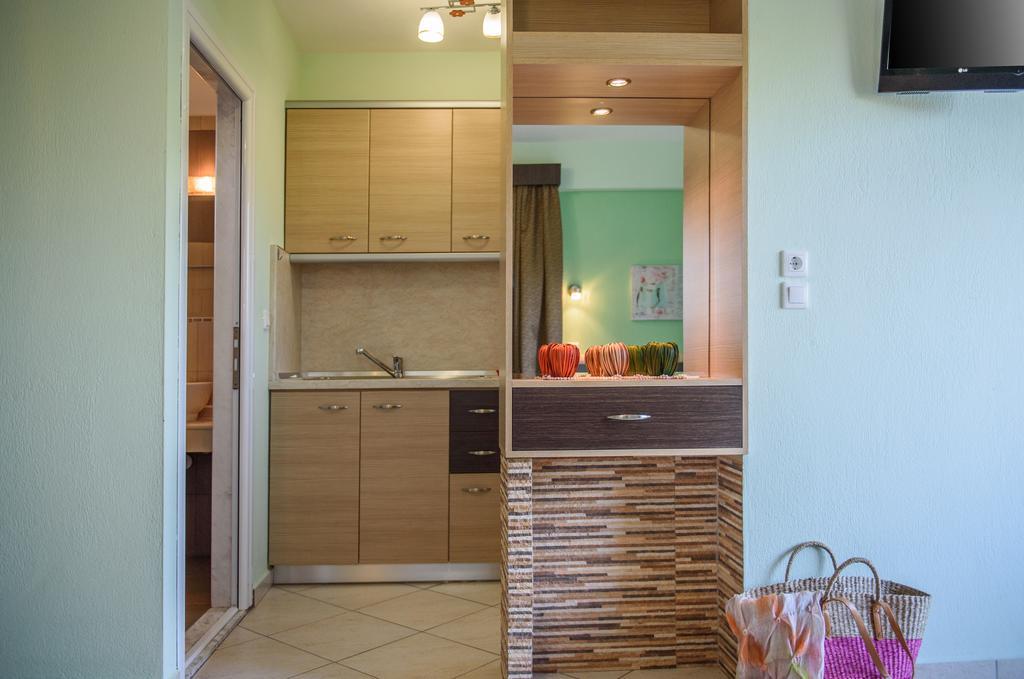 Rodon Garden Apartment Sarti Exterior photo